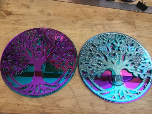 Dreamweaver Reflections: Custom Engraved Family Ties Mirrored Acrylic Family Tree Dreamcatcher - Image 2