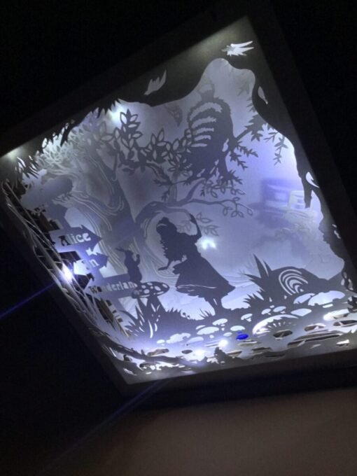 Fan inspired light box for Wonderland h