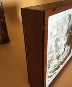 Fan inspired light box for Wonderland e