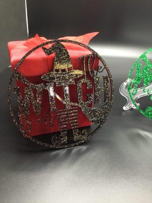 Enchanting Witch Glittered décor - Image 3