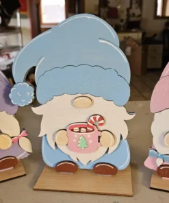 wooden gnome hot coco stand (05)
