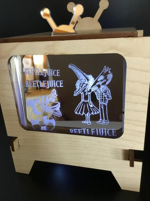 Close-up of interchangeable acrylic insert