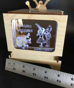 width of acrylic insert