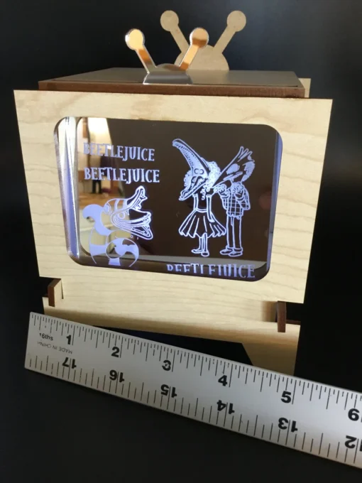 width of acrylic insert